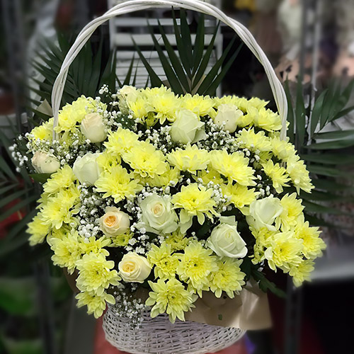 Фото товара Корзина "Жёлтые хризантемы и розы"" в Умани